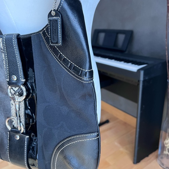 Coach Hamptons Hobo Purse Monogram Python Stripe Shoulder Bag - Picture 3 of 13